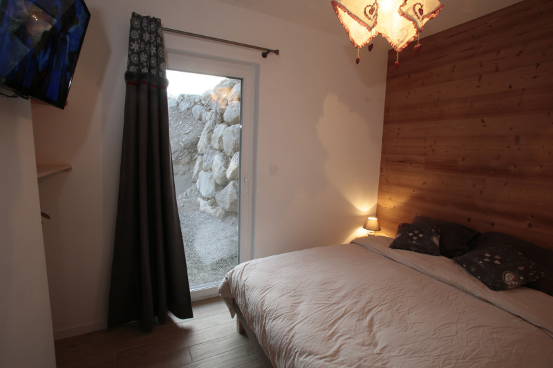 CHAMBRE - APPARTEMENT CHALET GRAND GALIBIER N°1- VALLOIRE LES VERNEYS CHAMBRE - APPARTEMENT CHALET GRAND GALIBIER N°1- VALLOIRE LES VERNEYS