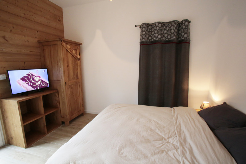 CHAMBRE - APPARTEMENT CHALET GRAND GALIBIER N°3- VALLOIRE LES VERNEYS CHAMBRE - APPARTEMENT CHALET GRAND GALIBIER N°3- VALLOIRE LES VERNEYS