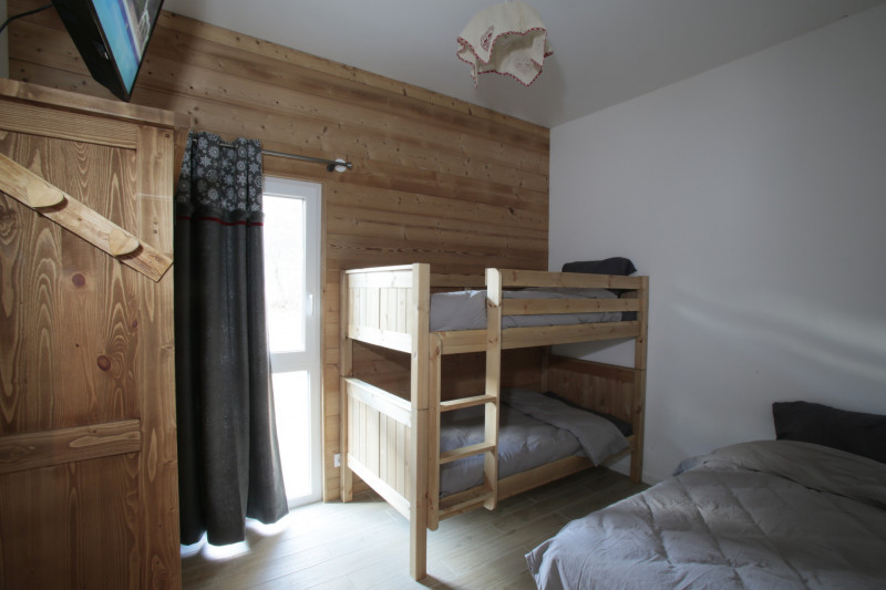 CHAMBRE - APPARTEMENT CHALET GRAND GALIBIER N°4- VALLOIRE LES VERNEYS 