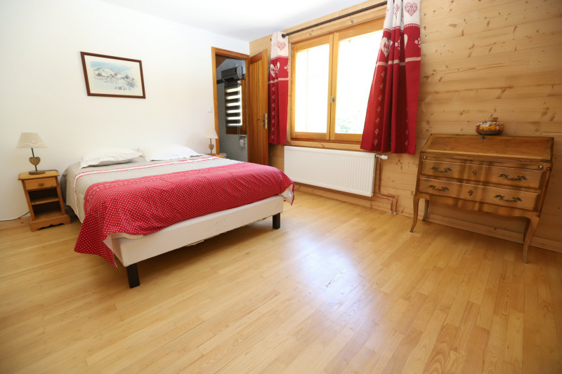 CHAMBRE ETAGE - MAISON PIC VERT - LES VERNEYS VALLOIRE