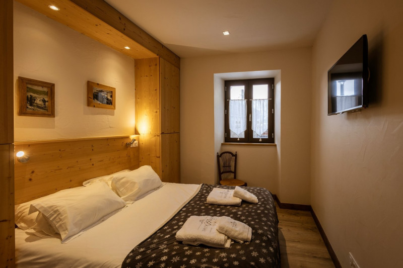 CHAMBRE - APPARTEMENT ETOILE DES NEIGES 5 - VALLOIRE CENTRE CHAMBRE - APPARTEMENT ETOILE DES NEIGES 5 - VALLOIRE CENTRE