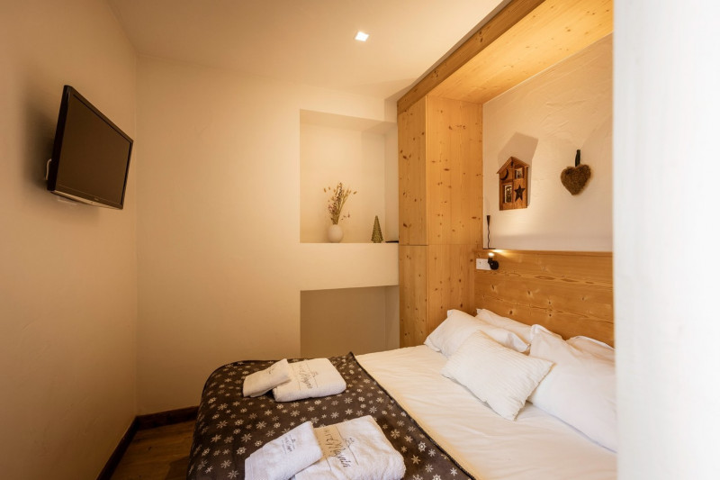 CHAMBRE - APPARTEMENT ETOILE DES NEIGES 7 - VALLOIRE CENTRE CHAMBRE - APPARTEMENT ETOILE DES NEIGES 7 - VALLOIRE CENTRE