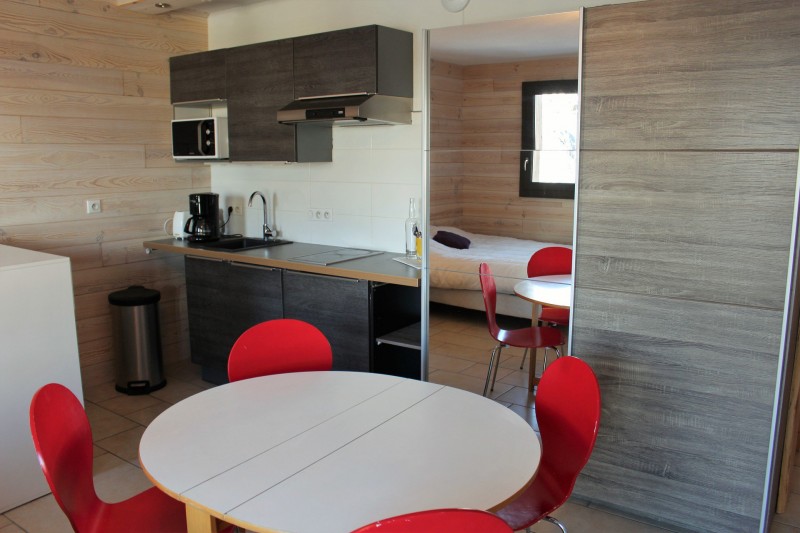 COIN REPAS -  STUDIO CHALET DU ROCHER SUITE 1 - VALLOIRE CENTRE - VALLOIRE RESERVATIONS