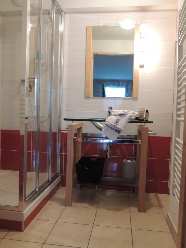 SALLE D'EAU- APPARTEMENT CHALET DU ROCHER SUITE 3 - VALLOIRE CENTRE  SALLE D'EAU- APPARTEMENT CHALET DU ROCHER SUITE 3 - VALLOIRE CENTRE