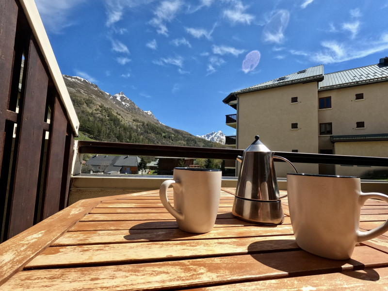 VUE TERRASSE - APPARTEMENT BEL ALP 6 - LES VERNEYS VALLOIRE