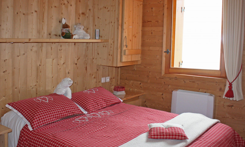 CHAMBRE - APPARTEMENT CHALETS DE LA VALLEE D'OR CAMPANULE 201 - LES CHARBONNIERES VALLOIRE CHAMBRE - APPARTEMENT CHALETS DE LA VALLEE D'OR CAMPANULE 201 - LES CHARBONNIERES VALLOIRE