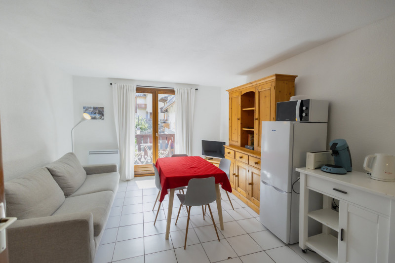 SALON - APPARTEMENT TIGNY 24 - VALLOIRE CENTRE - VALLOIRE RESERVATIONS SALON - APPARTEMENT TIGNY 24 - VALLOIRE CENTRE - VALLOIRE RESERVATIONS