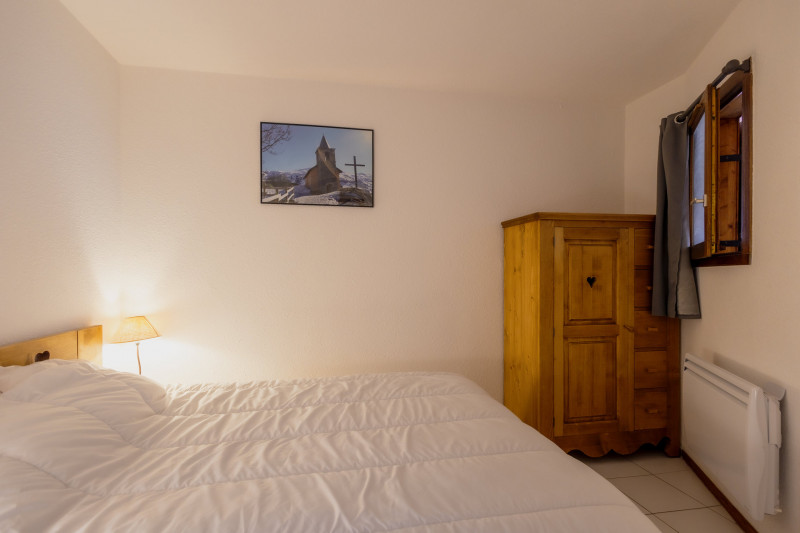 CHAMBRE- APPARTEMENT  TIGNY 24 - VALLOIRE CENTRE