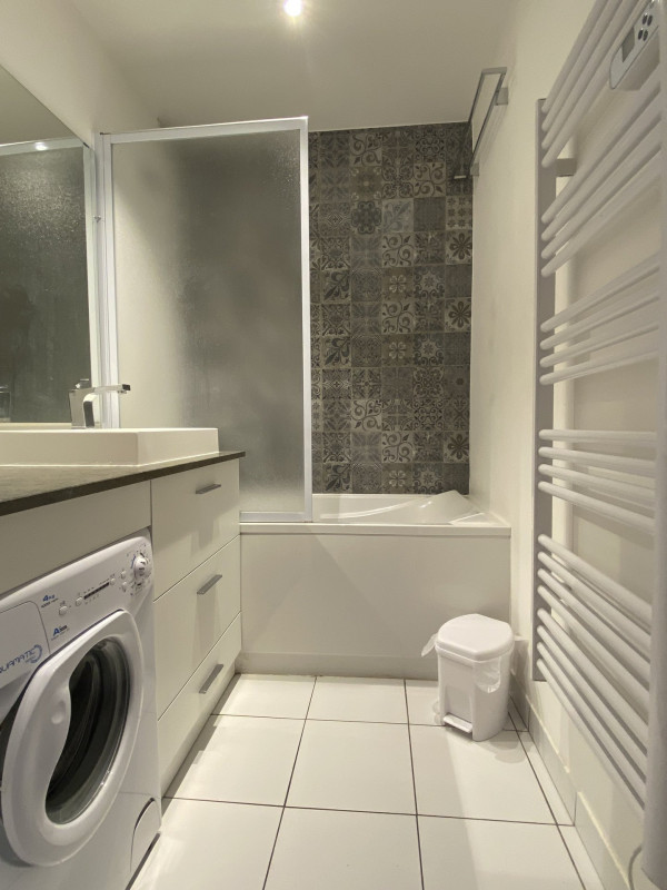 SALLE DE BAIN- APPARTEMENT TIGNY 24 - VALLOIRE CENTRE SALLE DE BAIN- APPARTEMENT TIGNY 24 - VALLOIRE CENTRE