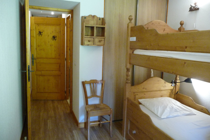 CHAMBRE - APPARTEMENT CHALETS DE LA VALLEE D'OR CAMPANULE 203- LES CHARBONNIERES VALLOIRE
