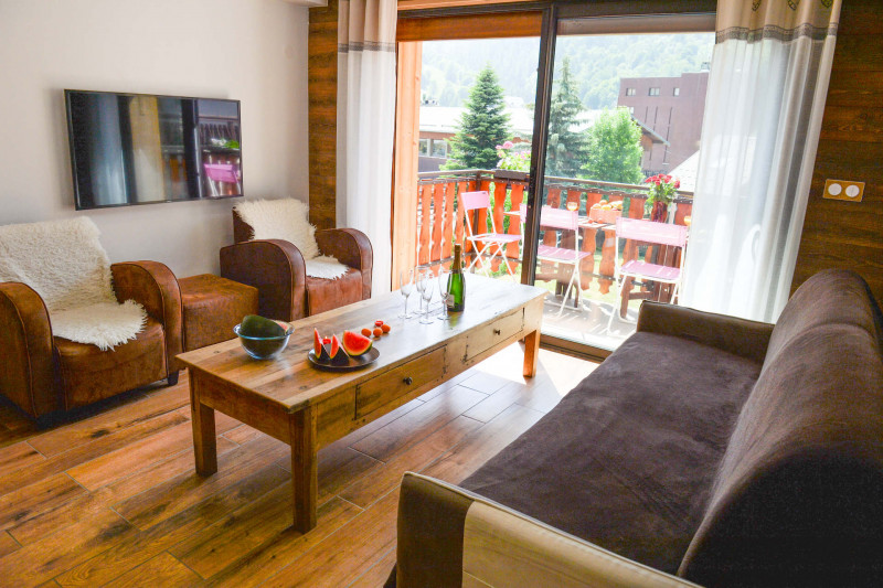 SALON - CHALET LES GENTIANES APPARTEMENT 2 - VALLOIRE CENTRE - VALLOIRE RESERVATIONS SALON - CHALET LES GENTIANES APPARTEMENT 2 - VALLOIRE CENTRE - VALLOIRE RESERVATIONS