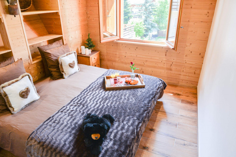 CHAMBRE - CHALET LES GENTIANES APPARTEMENT 2 - VALLOIRE CENTRE CHAMBRE - CHALET LES GENTIANES APPARTEMENT 2 - VALLOIRE CENTRE