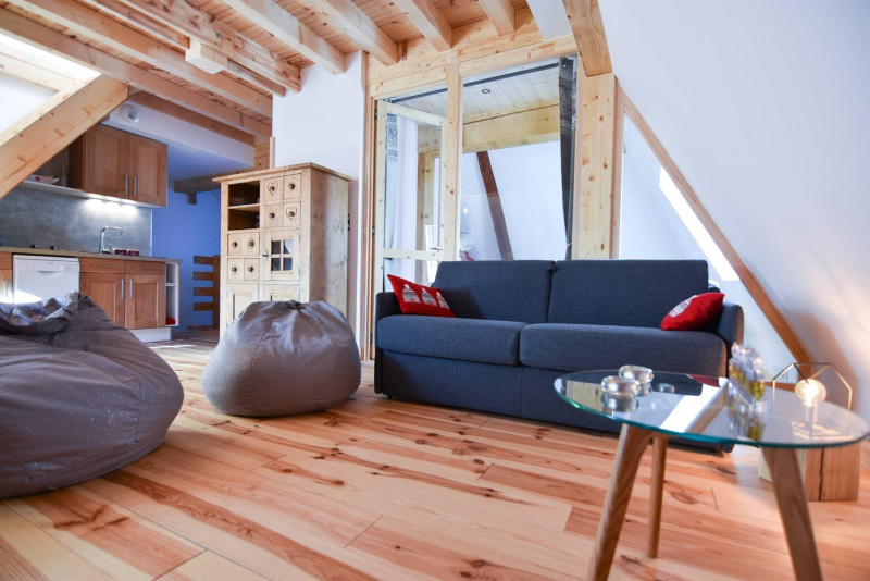 SALON - APPARTEMENT MAISON D'ANGELINE 6 - VALLOIRE CENTRE - VALLOIRE RESERVATIONS SALON - APPARTEMENT MAISON D'ANGELINE 6 - VALLOIRE CENTRE - VALLOIRE RESERVATIONS