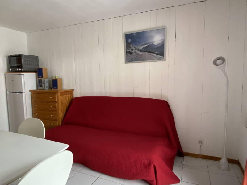 SALON - APPARTEMENT TIGNY 26 - VALLOIRE CENTRE-VALLOIRE RESERVATIONS SALON - APPARTEMENT TIGNY 26 - VALLOIRE CENTRE-VALLOIRE RESERVATIONS
