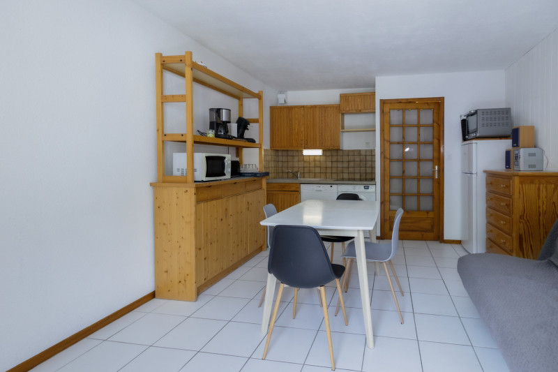 CUISINE - APPARTEMENT TIGNY 26 - VALLOIRE CENTRE CUISINE - APPARTEMENT TIGNY 26 - VALLOIRE CENTRE