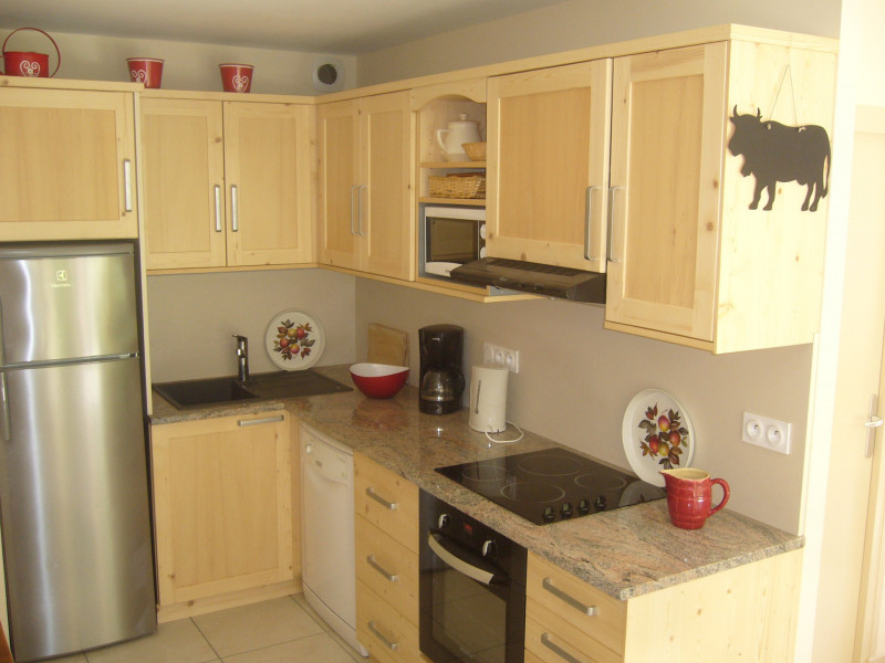 CUISINE - APPARTEMENT OLVERA RDJ - VALLOIRE LA BORGE - VALLOIRE RESERVATIONS CUISINE - APPARTEMENT OLVERA RDJ - VALLOIRE LA BORGE - VALLOIRE RESERVATIONS