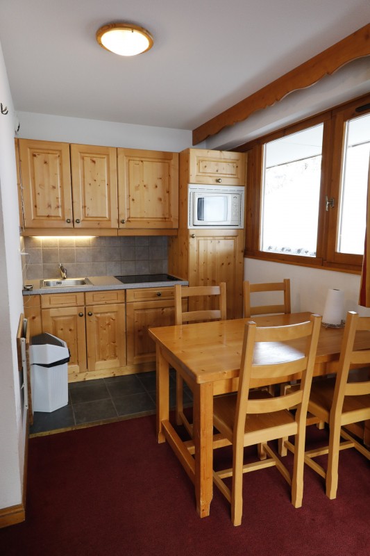 COIN REPAS - APPARTEMENT CHALETS GALIBIER 2 N° 216 - MOULIN BENJAMIN - VALLOIRE - VALLOIRE RESERVATIONS