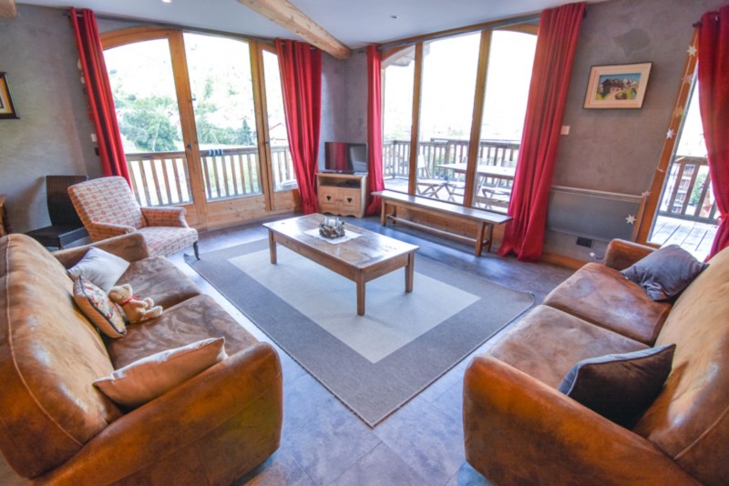 _lv_images__lot_0090070385_02_22543497