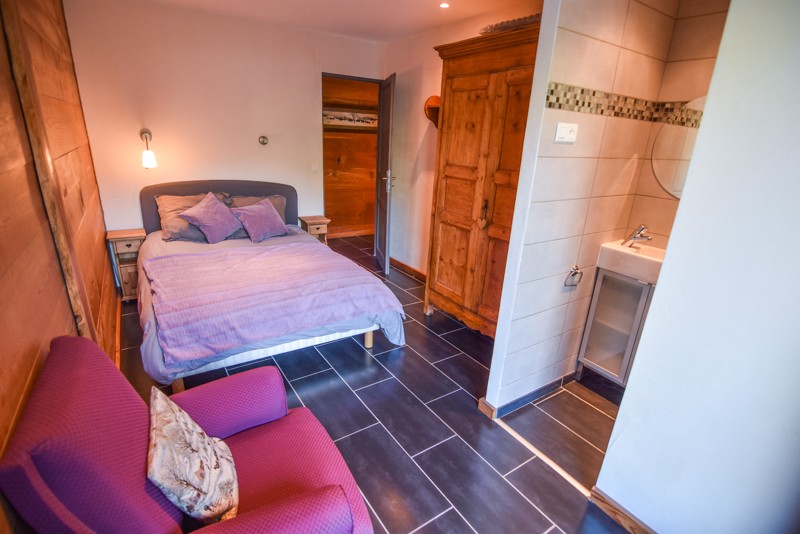 _lv_images__lot_0090070385_08_22543503