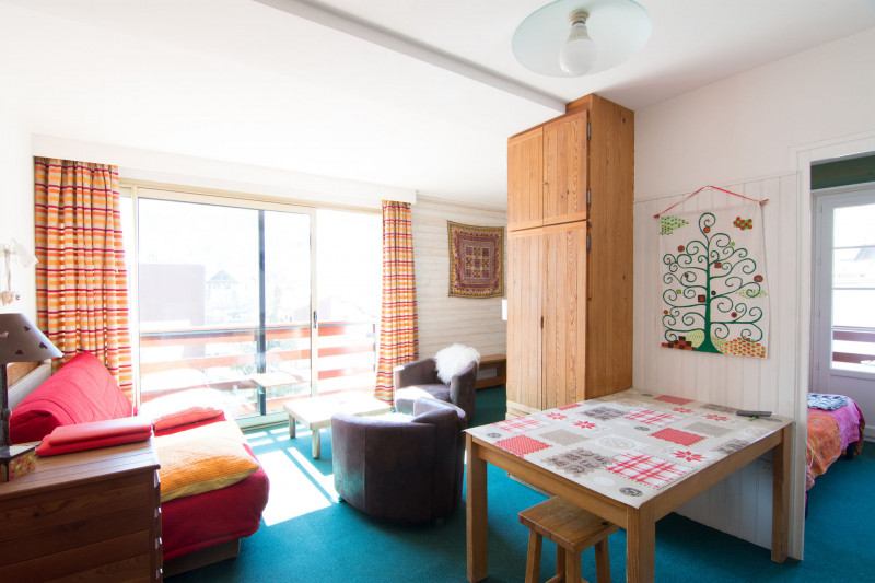 CANAPE - APPARTEMENT RAPIN 32 - VALLOIRE CENTRE - VALLOIRE RESERVATIONS CANAPE - APPARTEMENT RAPIN 32 - VALLOIRE CENTRE - VALLOIRE RESERVATIONS