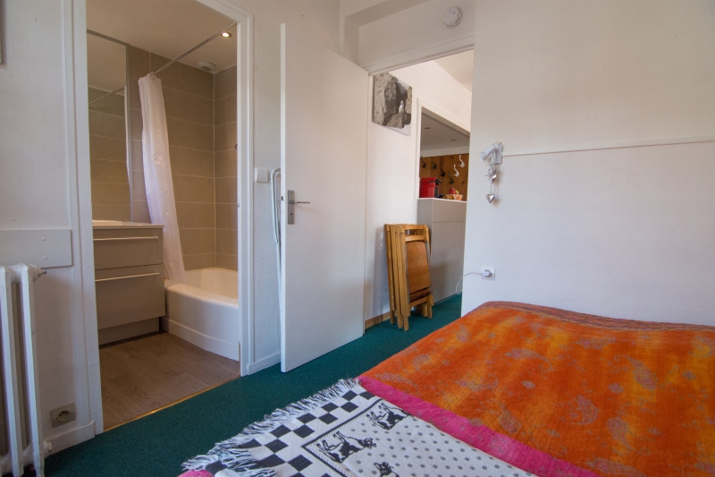 CHAMBRE - APPARTEMENT RAPIN 32 - VALLOIRE CENTRE CHAMBRE - APPARTEMENT RAPIN 32 - VALLOIRE CENTRE