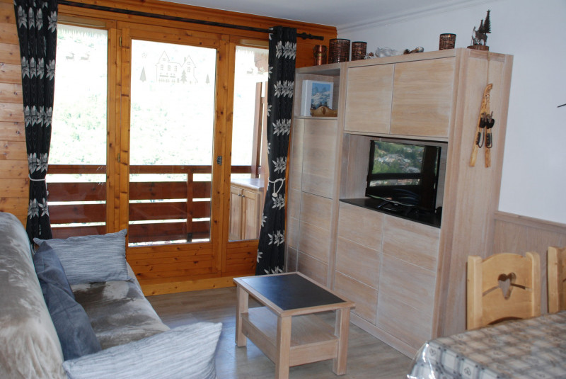 SALON - APPARTEMENT CHALETS DE LA VALLEE D'OR EDELWEISS 101 - LES CHARBONNIERES VALLOIRE - VALLOIRE RESERVATIONS SALON - APPARTEMENT CHALETS DE LA VALLEE D'OR EDELWEISS 101 - LES CHARBONNIERES VALLOIRE - VALLOIRE RESERVATIONS