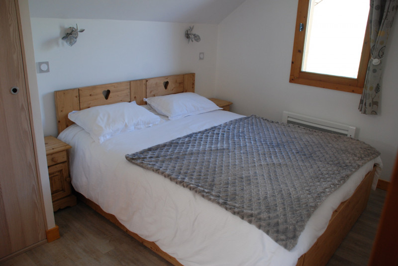 CHAMBRE - APPARTEMENT CHALETS DE LA VALLEE D'OR EDELWEISS 101 - LES CHARBONNIERES VALLOIRE