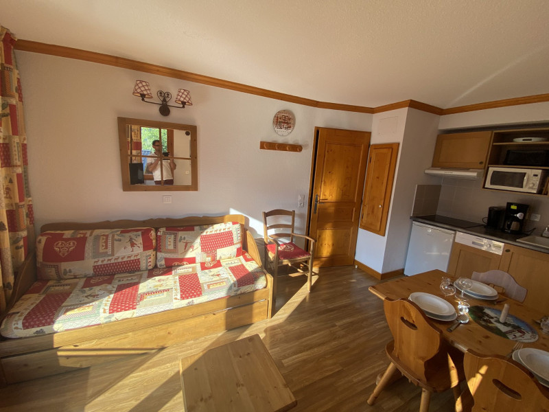 SEJOUR - APPARTEMENT PENSEE 201 CHALETS DE LA VALLEE D'OR - VALLOIRE LES CHARBONNIERES SEJOUR - APPARTEMENT PENSEE 201 CHALETS DE LA VALLEE D'OR - VALLOIRE LES CHARBONNIERES