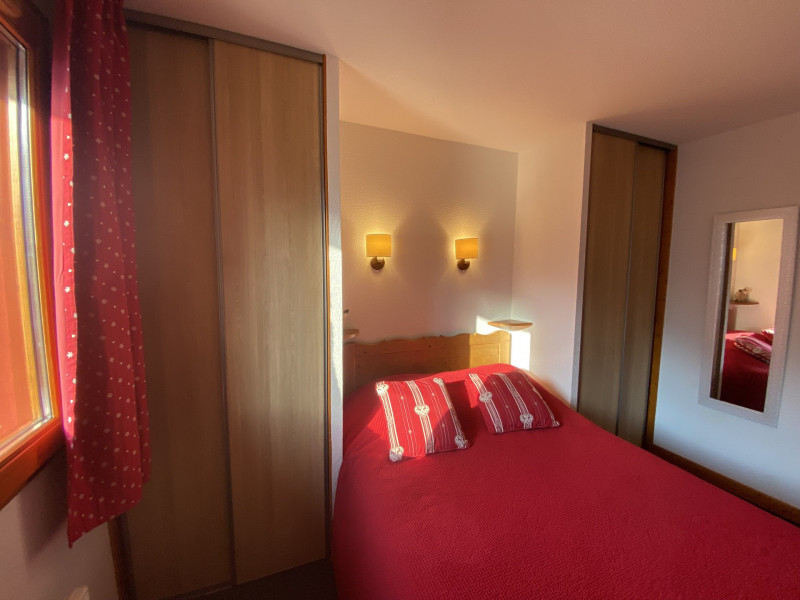 CHAMBRE - APPARTEMENT PENSEE 201 CHALETS DE LA VALLEE D'OR - VALLOIRE LES CHARBONNIERES