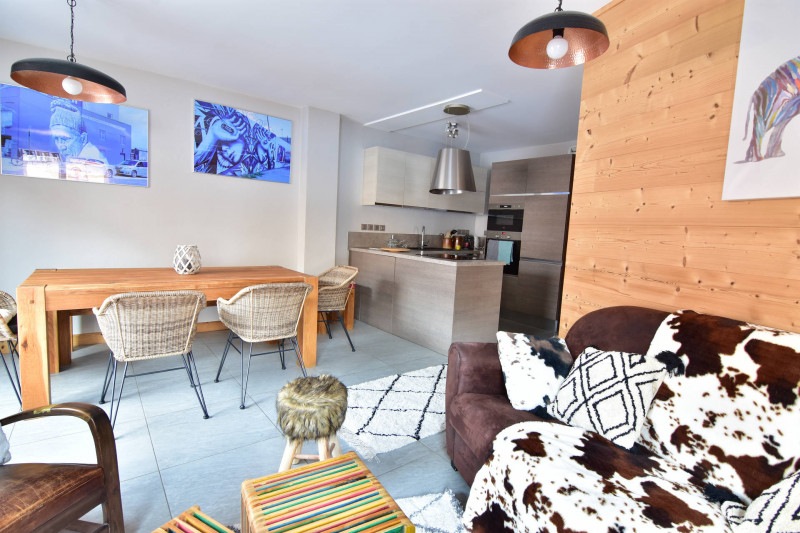 SALON - APPARTEMENT EPINETTE 101 - VALLOIRE CENTRE - VALLOIRE RESERVATIONS SALON - APPARTEMENT EPINETTE 101 - VALLOIRE CENTRE - VALLOIRE RESERVATIONS