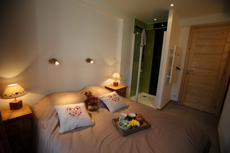 CHAMBRE - CHALET LES GENTIANES APPARTEMENT 1 - VALLOIRE CENTRE CHAMBRE - CHALET LES GENTIANES APPARTEMENT 1 - VALLOIRE CENTRE