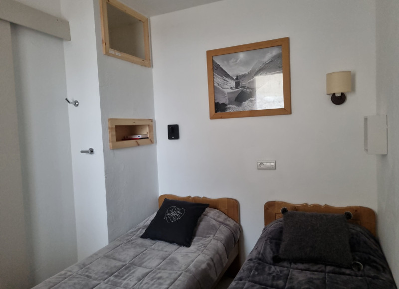 CHAMBRE - APPARTEMENT CHALETS DE LA VALLEE D'OR EDELWEISS 207 - CHARBONNIERES VALLOIRE CHAMBRE - APPARTEMENT CHALETS DE LA VALLEE D'OR EDELWEISS 207 - CHARBONNIERES VALLOIRE