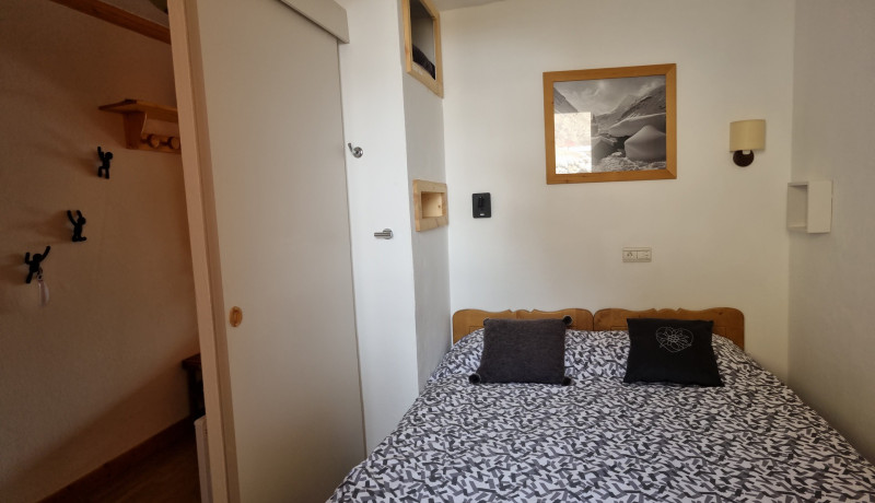 CHAMBRE - APPARTEMENT CHALETS DE LA VALLEE D'OR EDELWEISS 207 - CHARBONNIERES VALLOIRE CHAMBRE - APPARTEMENT CHALETS DE LA VALLEE D'OR EDELWEISS 207 - CHARBONNIERES VALLOIRE