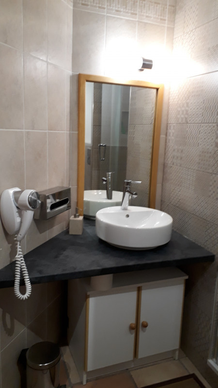 SALLE D'EAU - APPARTEMENT CHALETS DE LA VALLEE D'OR EDELWEISS 207 - CHARBONNIERES VALLOIRE SALLE D'EAU - APPARTEMENT CHALETS DE LA VALLEE D'OR EDELWEISS 207 - CHARBONNIERES VALLOIRE