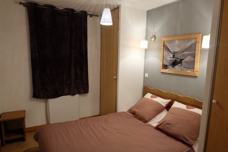 CHAMBRE - GENTIANE 302 APPARTEMENT HAMEAU DE LA VALLEE D'OR - LES CHARBONNIERES VALLOIRE CHAMBRE - GENTIANE 302 APPARTEMENT HAMEAU DE LA VALLEE D'OR - LES CHARBONNIERES VALLOIRE