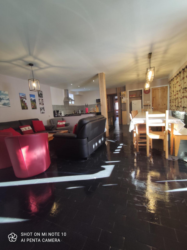 SALON - CHALET LA FERME - LES CLOTS VALLOIRE - VALLOIRE RESERVATIONS SALON - CHALET LA FERME - LES CLOTS VALLOIRE - VALLOIRE RESERVATIONS
