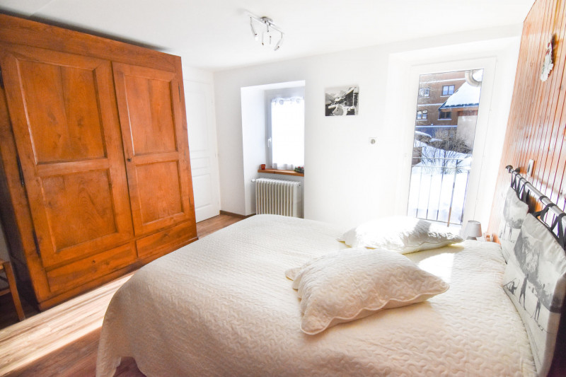 CHAMBRE - APPARTEMENT ECRINS 3 - VALLOIRE CENTRE CHAMBRE - APPARTEMENT ECRINS 3 - VALLOIRE CENTRE