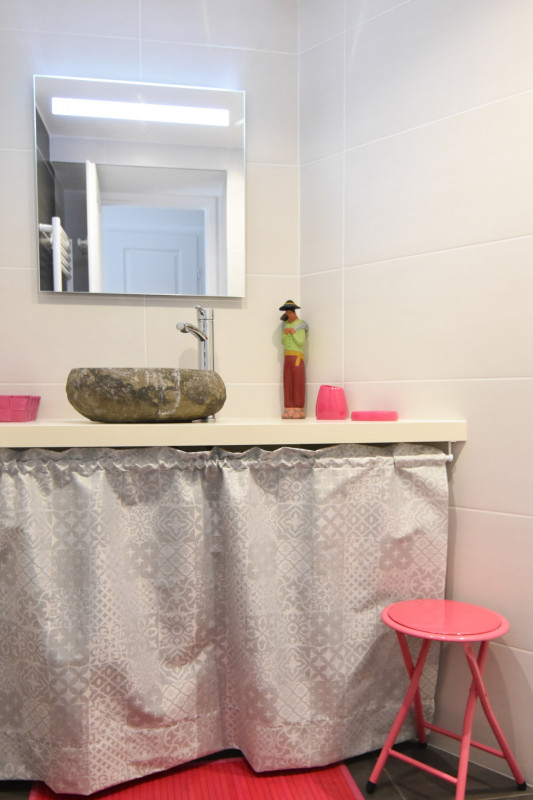 SALLE DE BAINS - APPARTEMENT ECRINS 3 - VALLOIRE CENTRE SALLE DE BAINS - APPARTEMENT ECRINS 3 - VALLOIRE CENTRE
