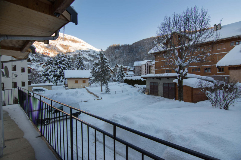 VUE DU BALCON - APPARTEMENT ECRINS 3 - VALLOIRE CENTRE VUE DU BALCON - APPARTEMENT ECRINS 3 - VALLOIRE CENTRE