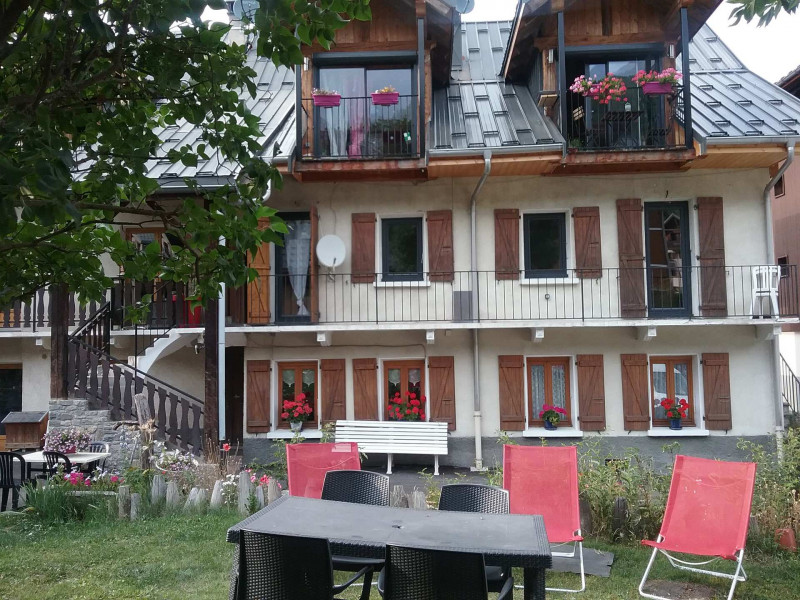 JARDIN - APPARTEMENT ECRINS 3 - VALLOIRE CENTRE JARDIN - APPARTEMENT ECRINS 3 - VALLOIRE CENTRE