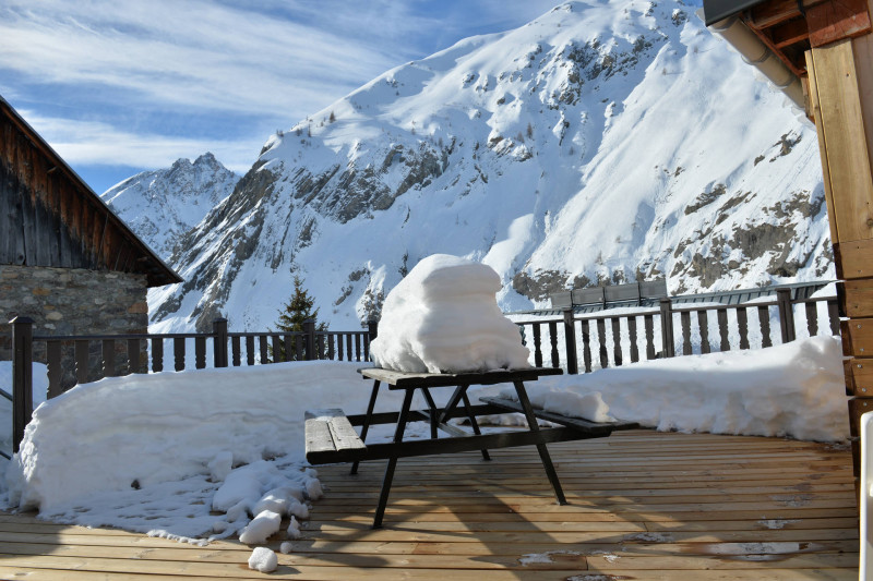 TERRASSE - APPARTEMENT LA POUTRE - VALLOIRE BONNENUIT TERRASSE - APPARTEMENT LA POUTRE - VALLOIRE BONNENUIT