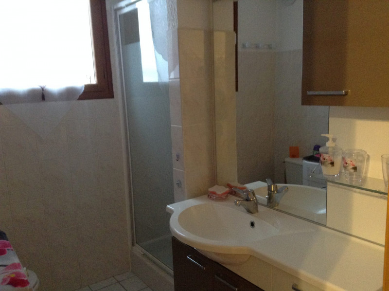 SALLE DE BAINS - CHALETS DU PONTET C2 - VALLOIRE LE PONTET SALLE DE BAINS - CHALETS DU PONTET C2 - VALLOIRE LE PONTET