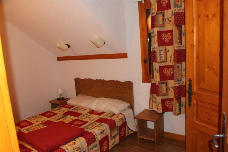 CHAMBRE - APPARTEMENT CHALETS DE LA VALLEE D'OR CAMPANULE 300 - LES CHARBONNIERES VALLOIRE CHAMBRE - APPARTEMENT CHALETS DE LA VALLEE D'OR CAMPANULE 300 - LES CHARBONNIERES VALLOIRE