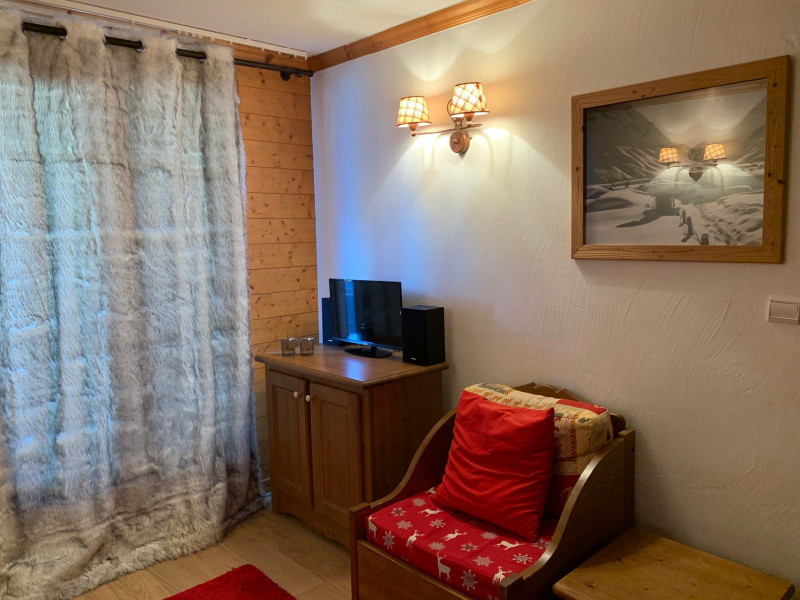 SEJOUR - APPARTEMENT PRIMEVERE 002 - LES CHARBONNIERES SEJOUR - APPARTEMENT PRIMEVERE 002 - LES CHARBONNIERES