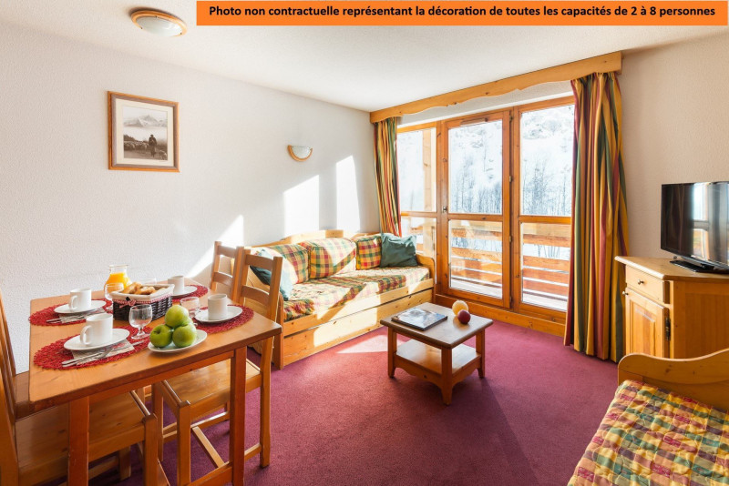SALON - STUDIO 2PERSONNES - CHALETS DU GALIBIER LAGRANGE - MOULIN BENJAMIN - VALLOIRE RESERVATIONS SALON - STUDIO 2PERSONNES - CHALETS DU GALIBIER LAGRANGE - MOULIN BENJAMIN - VALLOIRE RESERVATIONS