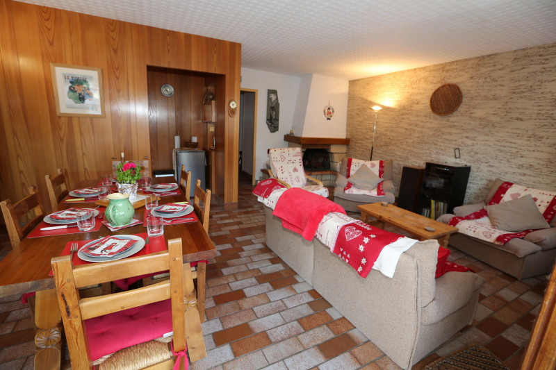 SALON SEJOUR - VIEUX MOULIN APPARTEMENT A22 - VALLOIRE CENTRE SALON SEJOUR - VIEUX MOULIN APPARTEMENT A22 - VALLOIRE CENTRE
