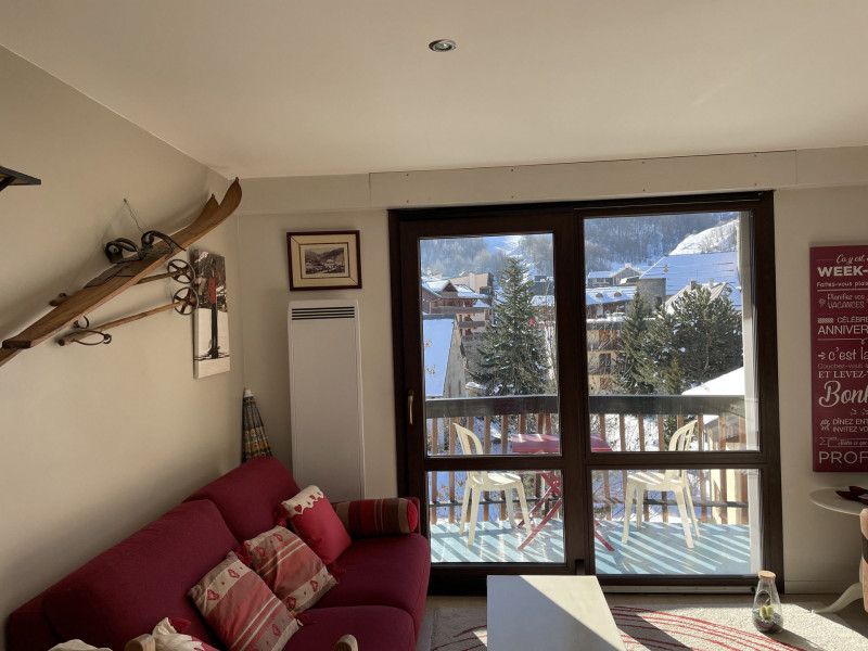 SALON - APPARTEMENT CREY DU QUART N°44 - VALLOIRE CENTRE SALON - APPARTEMENT CREY DU QUART N°44 - VALLOIRE CENTRE