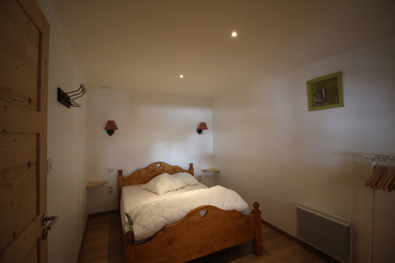 CHAMBRE - CHALET LE TATIHOU - VALLOIRE LES CLOTS CHAMBRE - CHALET LE TATIHOU - VALLOIRE LES CLOTS
