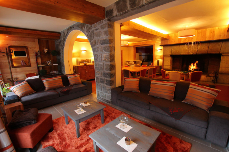 SALON - APPARTEMENT CHEZ JOSEPH MAISON RAPIN - VALLOIRE CENTRE - VALLOIRE RESERVATIONS SALON - APPARTEMENT CHEZ JOSEPH MAISON RAPIN - VALLOIRE CENTRE - VALLOIRE RESERVATIONS