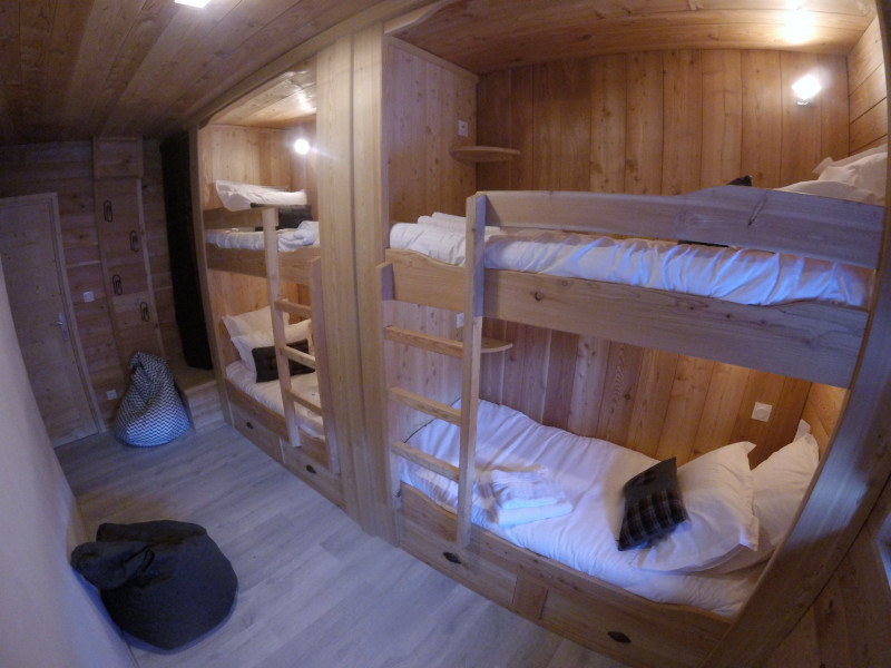 CHAMBRE 4 - CHALET PIC DE L'AIGLE HIVER - CRET DU SERROZ VALLOIRE CHAMBRE 4 - CHALET PIC DE L'AIGLE HIVER - CRET DU SERROZ VALLOIRE